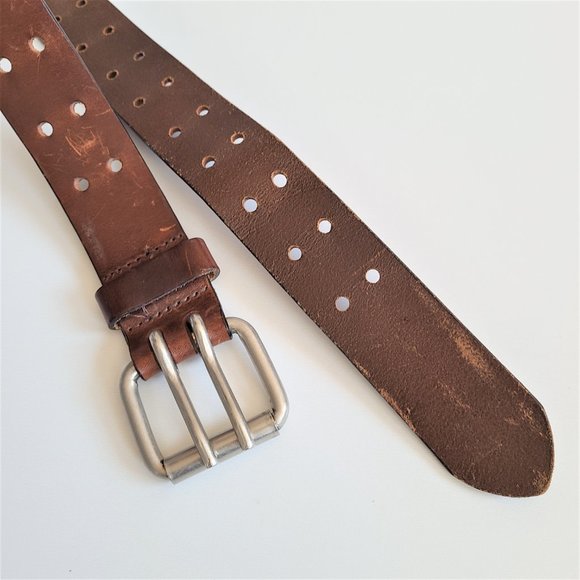 Levi's genuine leather brown belt. - Picture 2 of 8